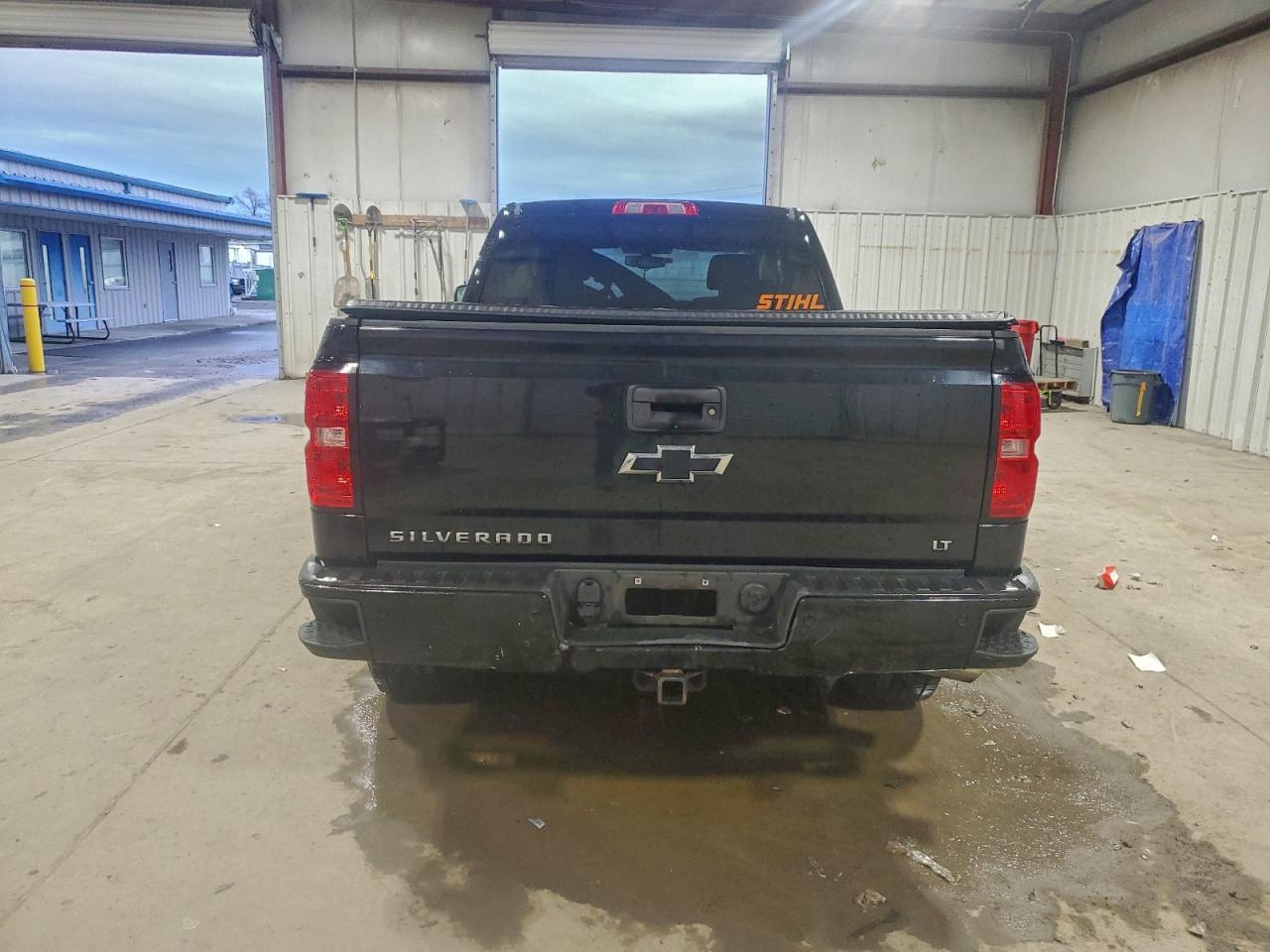 2017 CHEVROLET SILVERADO K1500 LT photo 6