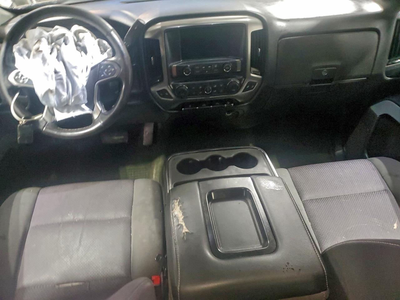 2017 CHEVROLET SILVERADO K1500 LT photo 8