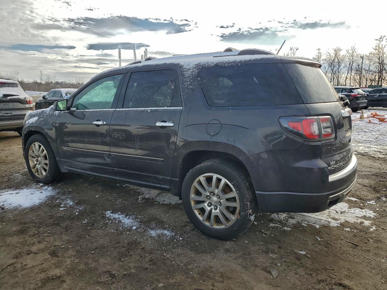 2015 GMC ACADIA DENALI photo 2