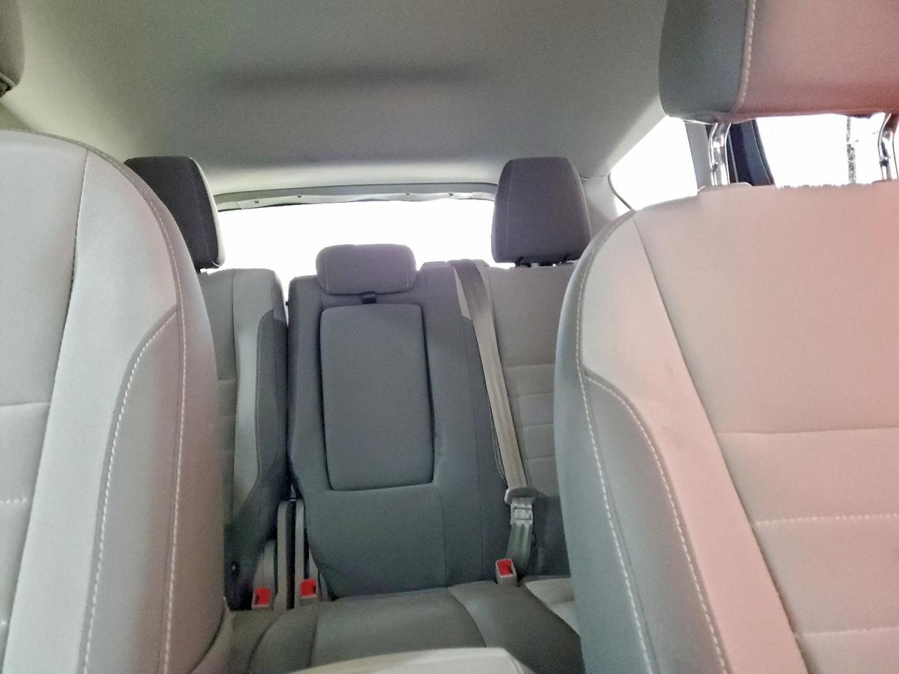 2016 FORD ESCAPE SE photo 10