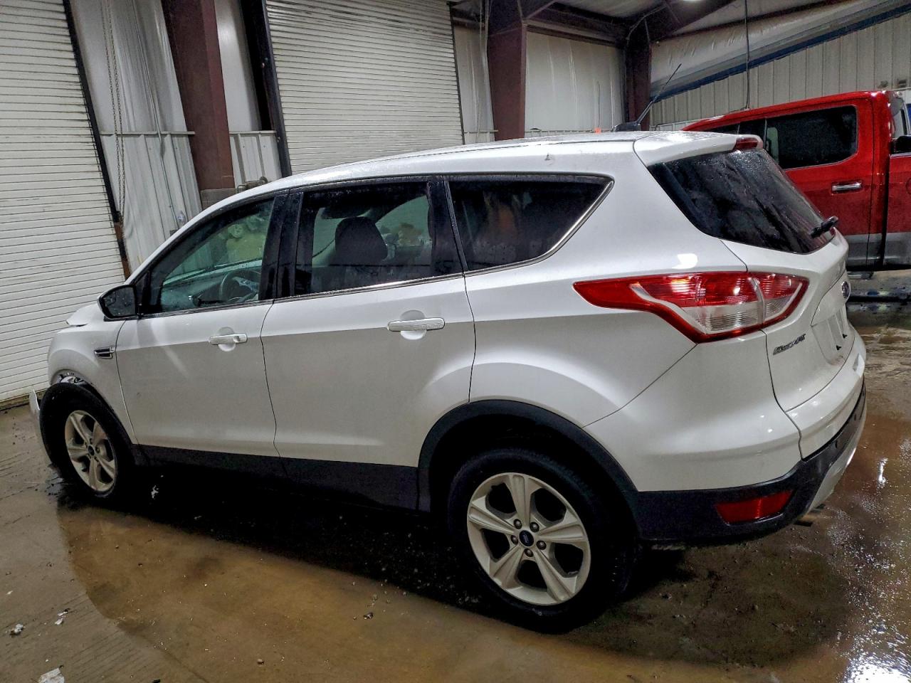 2016 FORD ESCAPE SE photo 2