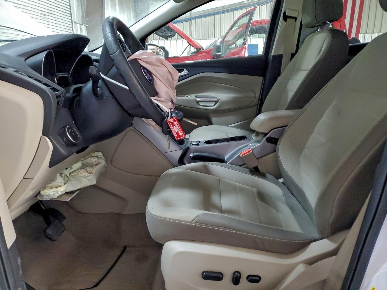 2016 FORD ESCAPE SE photo 7