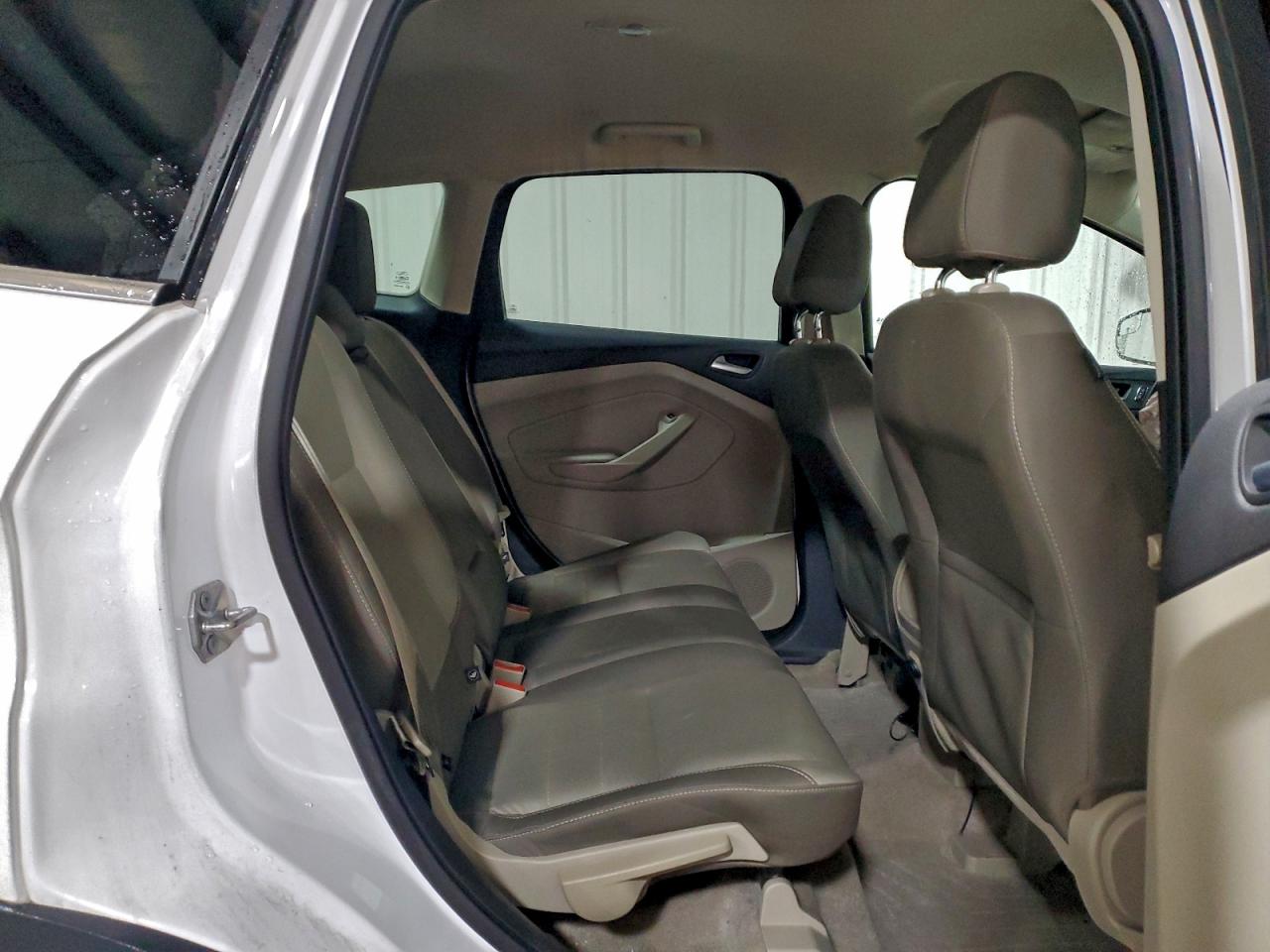 2016 FORD ESCAPE SE photo 11