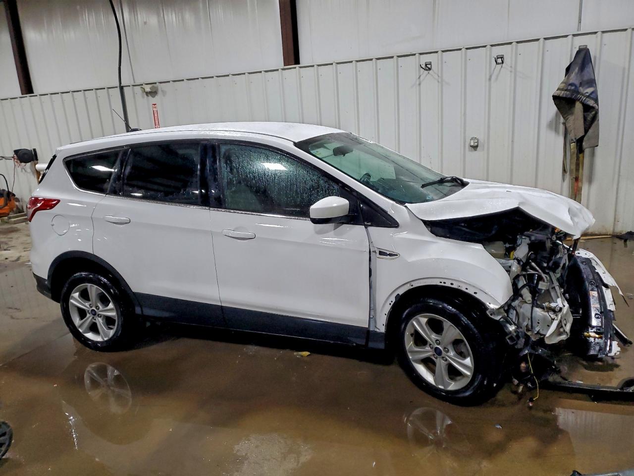 2016 FORD ESCAPE SE photo 4
