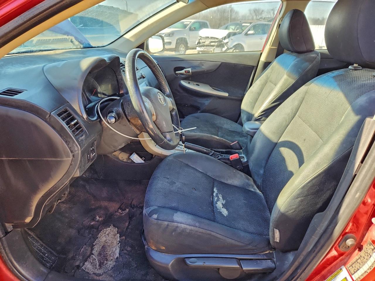 2010 TOYOTA COROLLA BASE photo 7