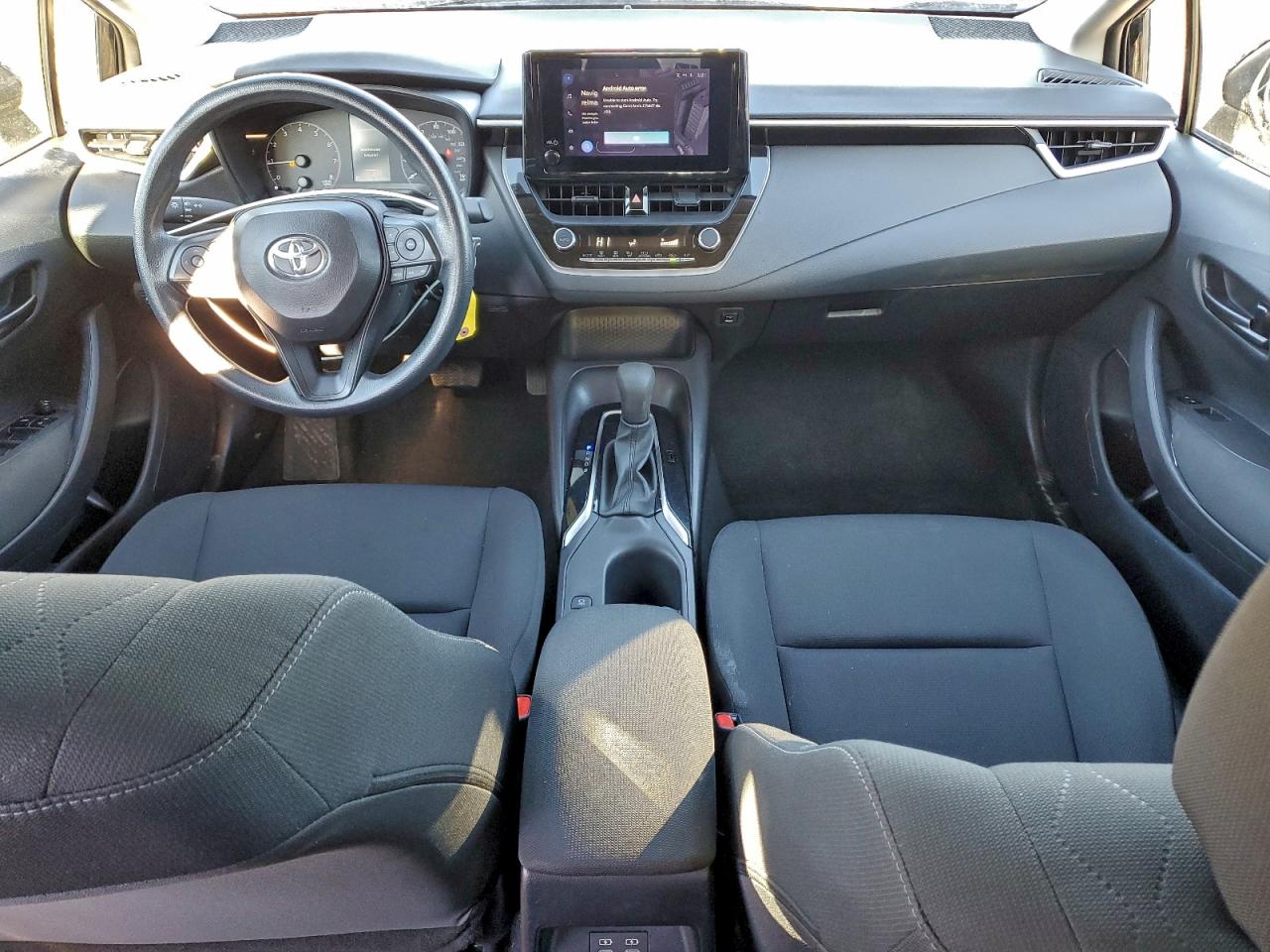 2024 TOYOTA COROLLA LE photo 15
