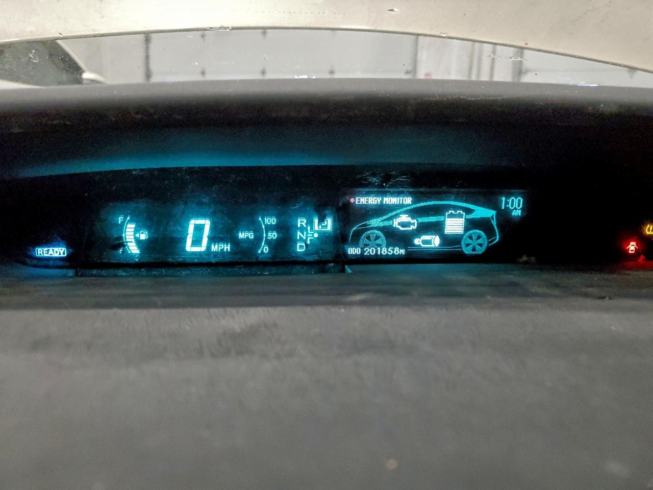 2010 TOYOTA PRIUS photo 9