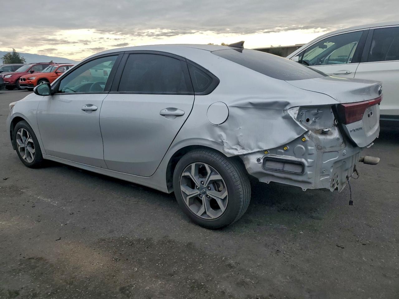 2021 KIA FORTE FE photo 4