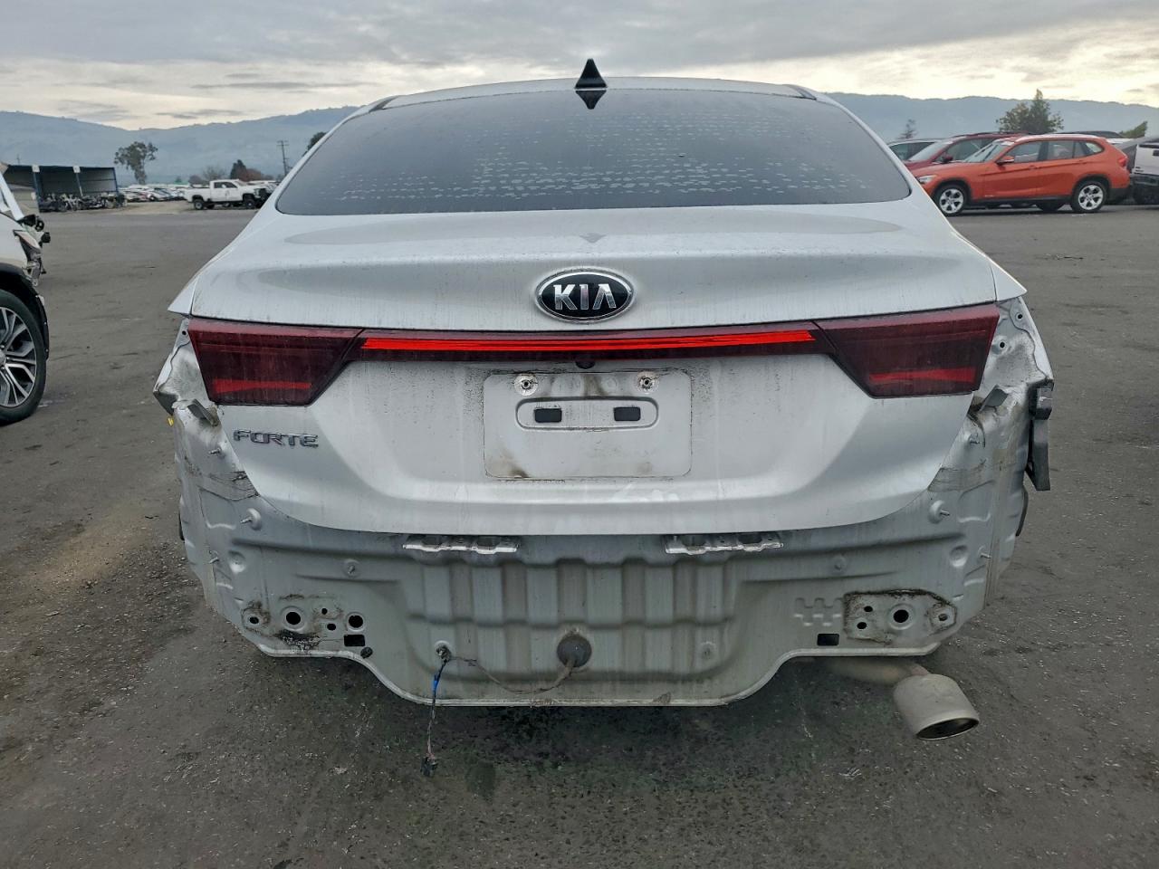 2021 KIA FORTE FE photo 16