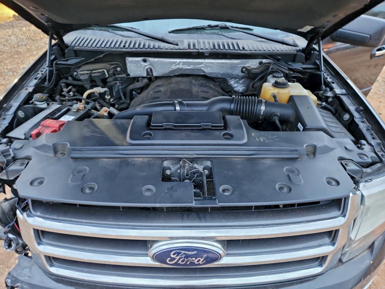 2015 FORD EXPEDITION EL XLT photo 12