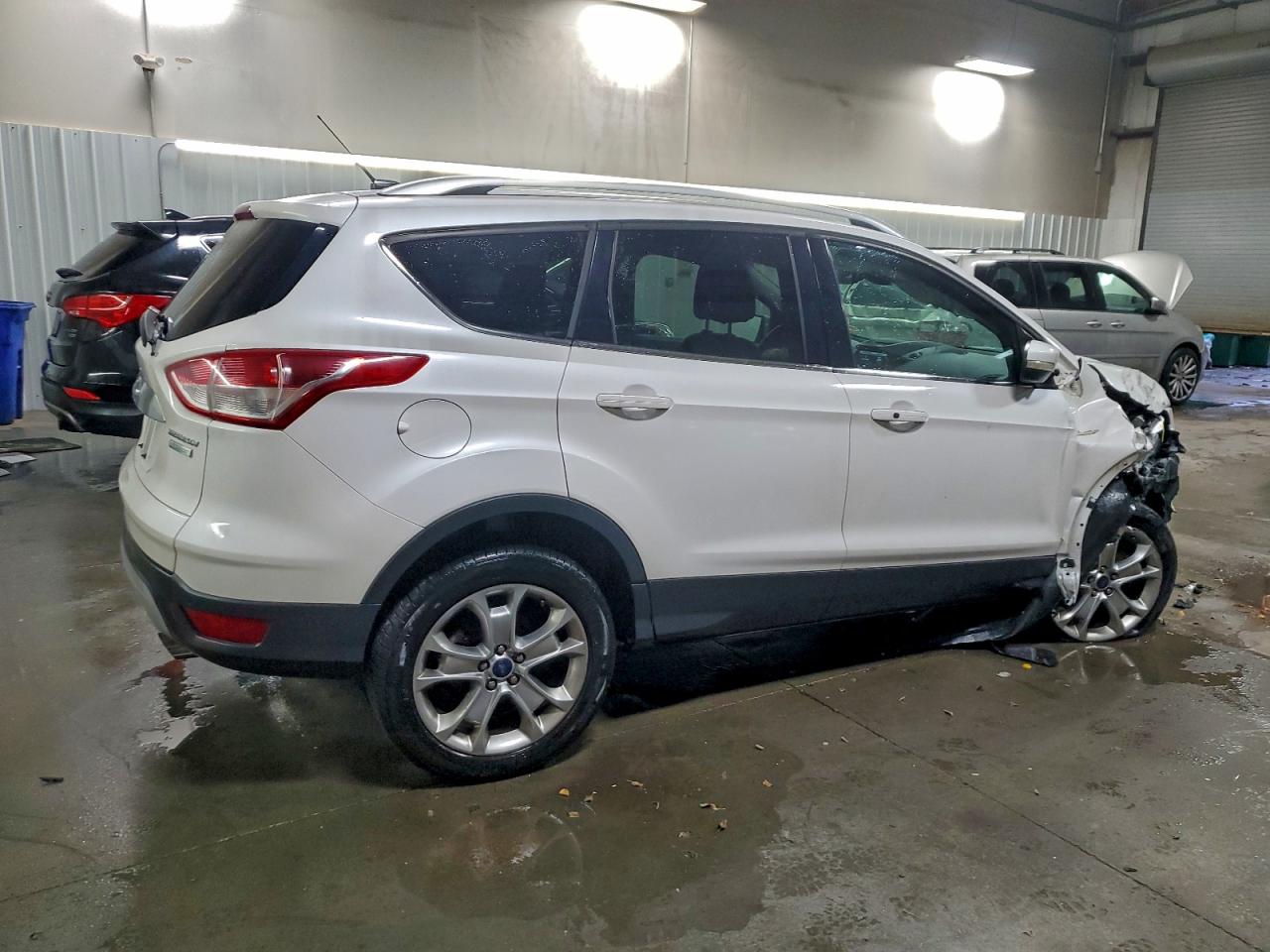 2014 FORD ESCAPE TITANIUM photo 3