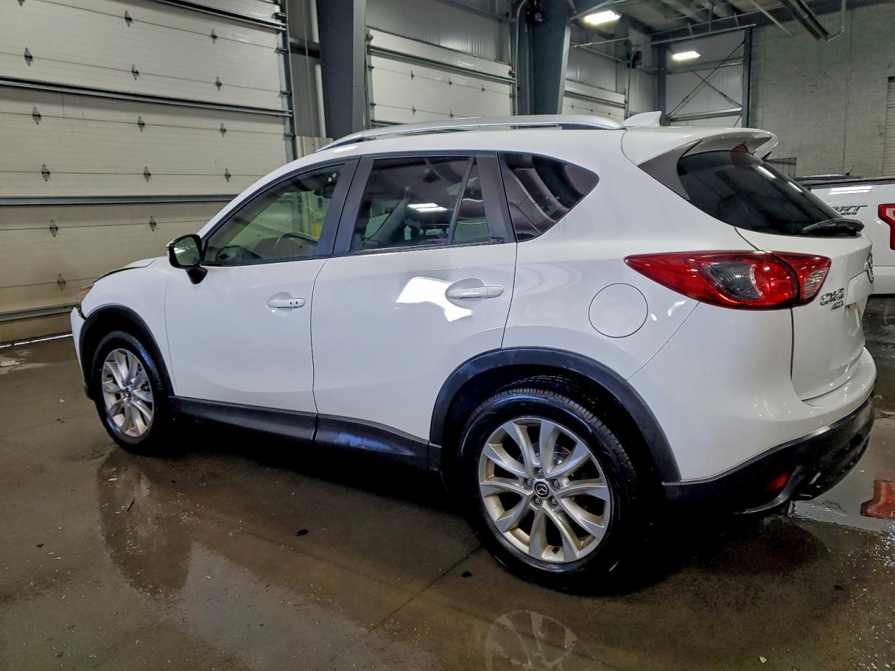 2015 MAZDA CX-5 GT photo 2