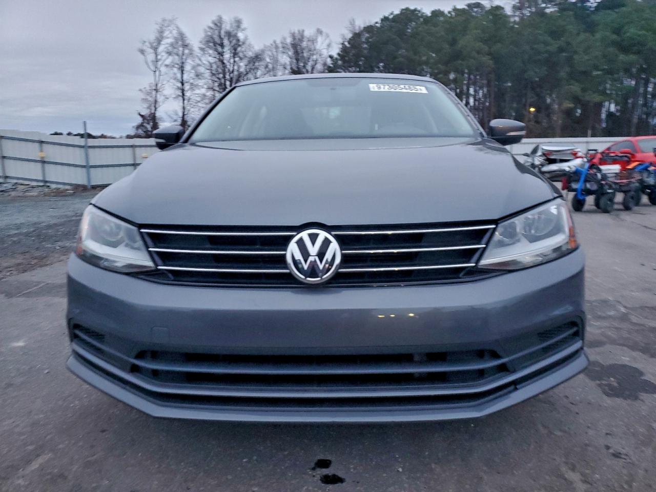 2017 VOLKSWAGEN JETTA SE photo 5