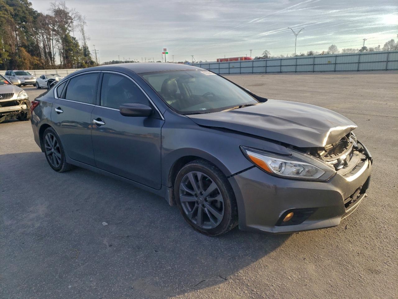 2018 NISSAN ALTIMA 2.5 photo 4