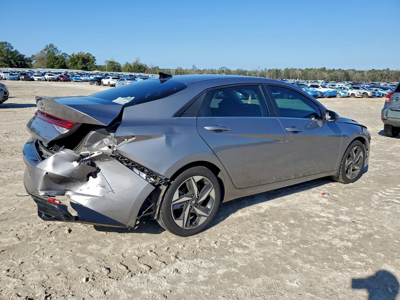2023 HYUNDAI ELANTRA LIMITED photo 3