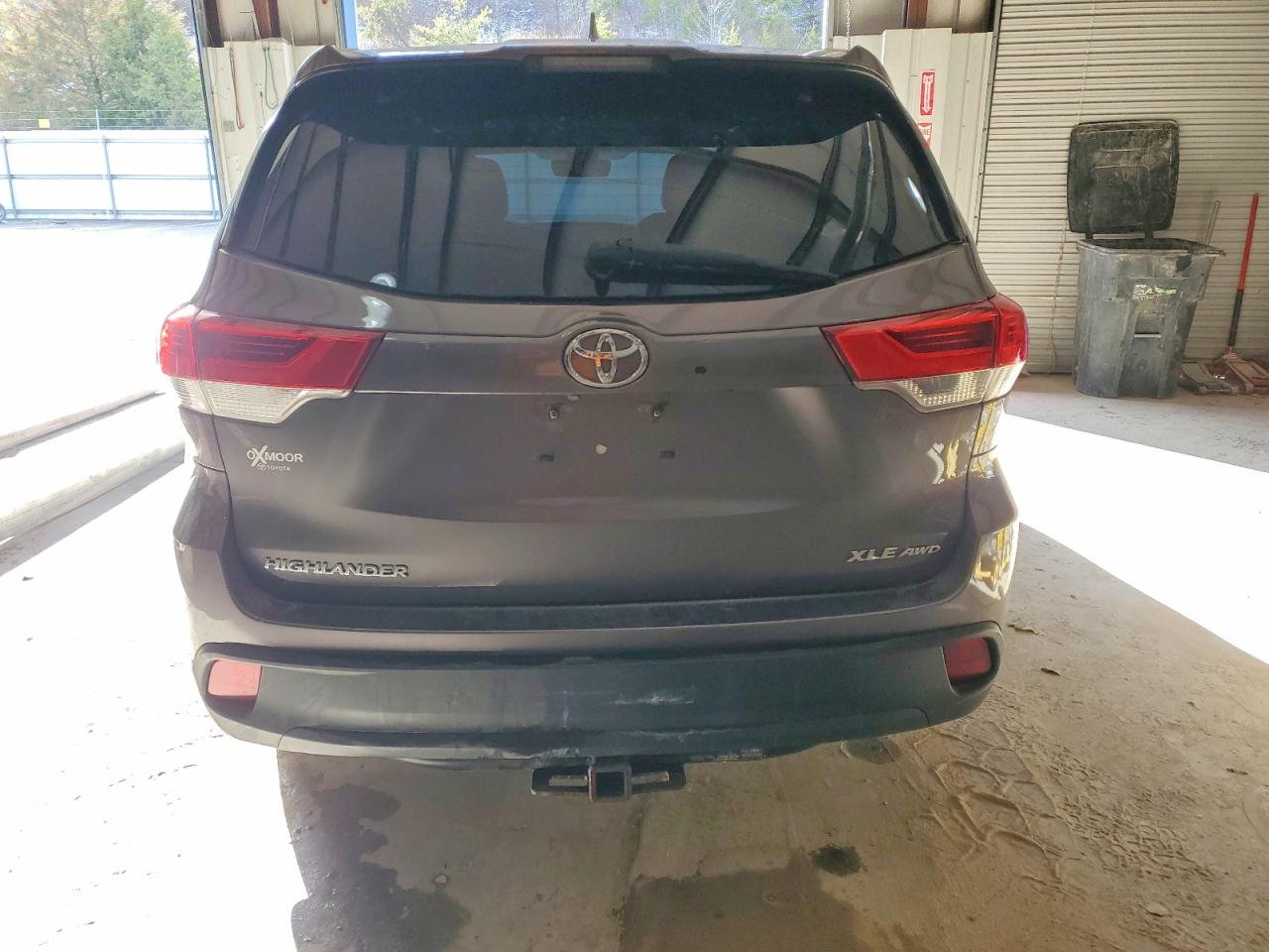 2018 TOYOTA HIGHLANDER SE photo 11
