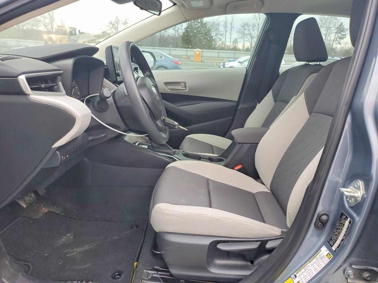 2024 TOYOTA COROLLA LE photo 19