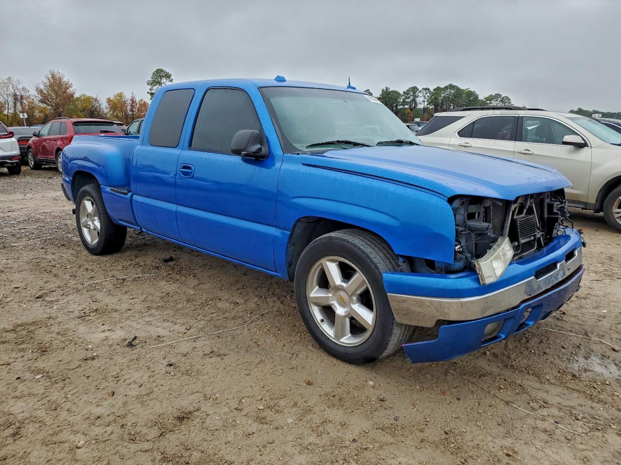 2004 CHEVROLET SILVERADO C1500 photo 4