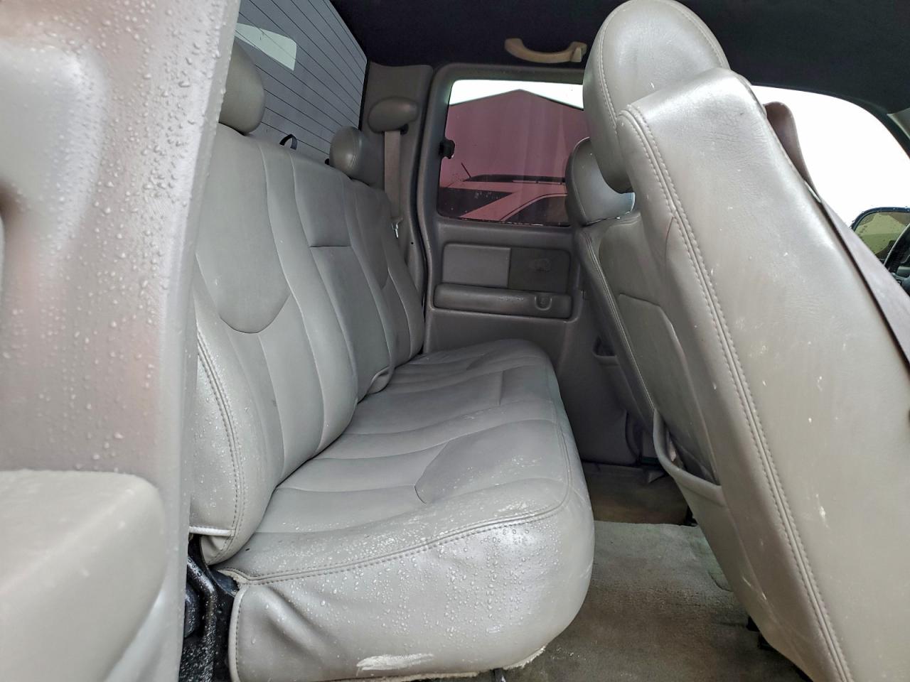 2004 CHEVROLET SILVERADO C1500 photo 10