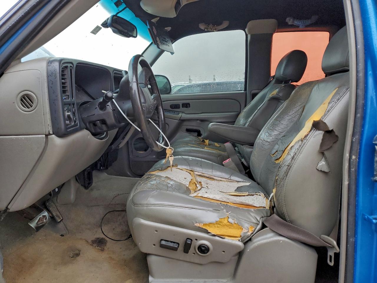 2004 CHEVROLET SILVERADO C1500 photo 7