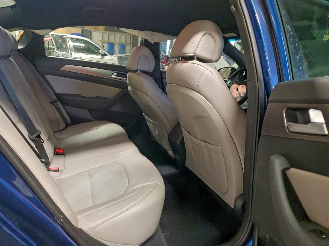 2017 HYUNDAI SONATA SPORT photo 10