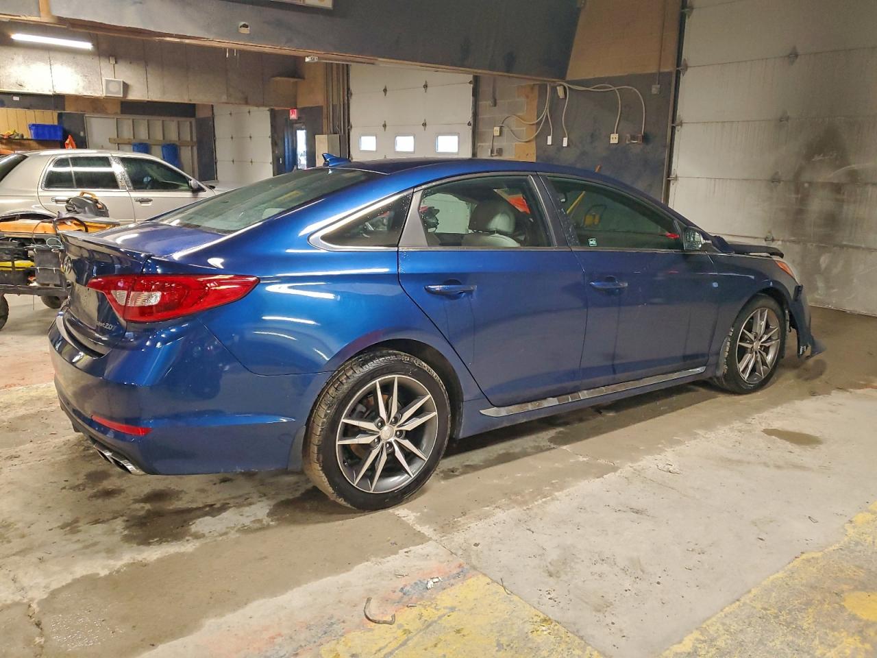 2017 HYUNDAI SONATA SPORT photo 3