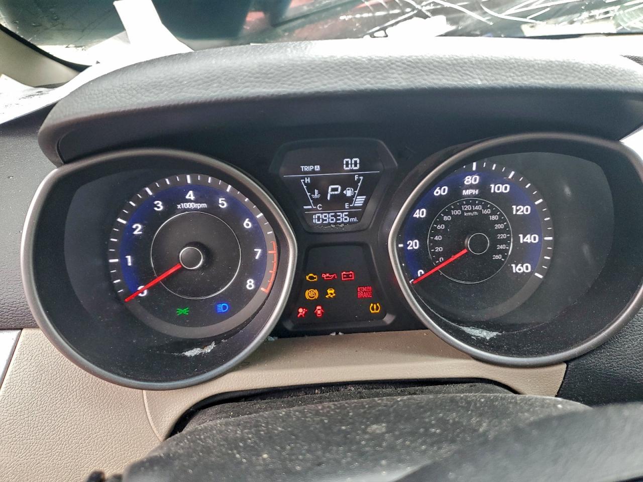 2015 HYUNDAI ELANTRA SE photo 9