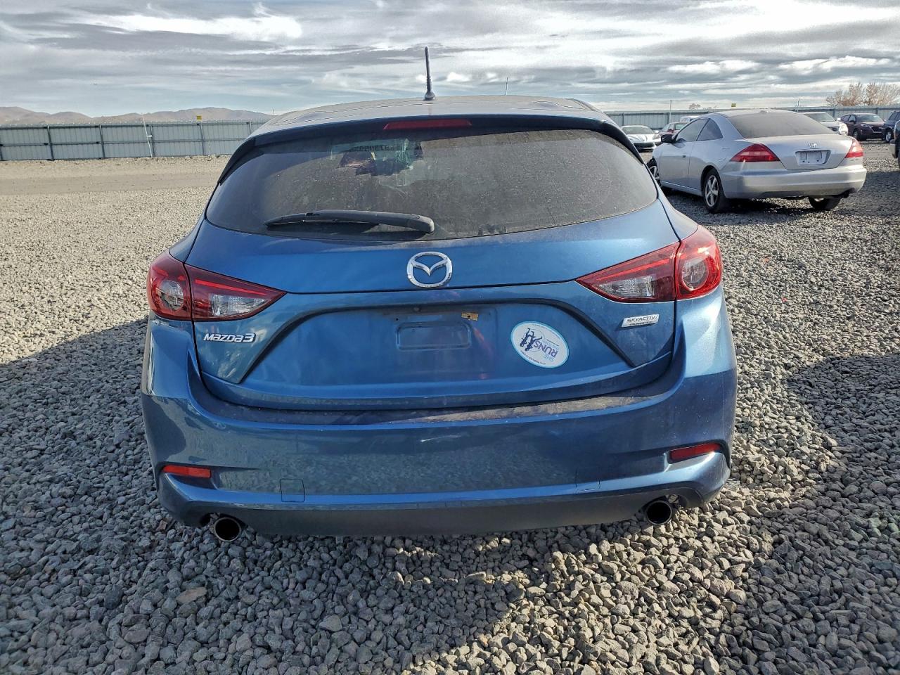 2017 MAZDA 3 TOURING photo 6