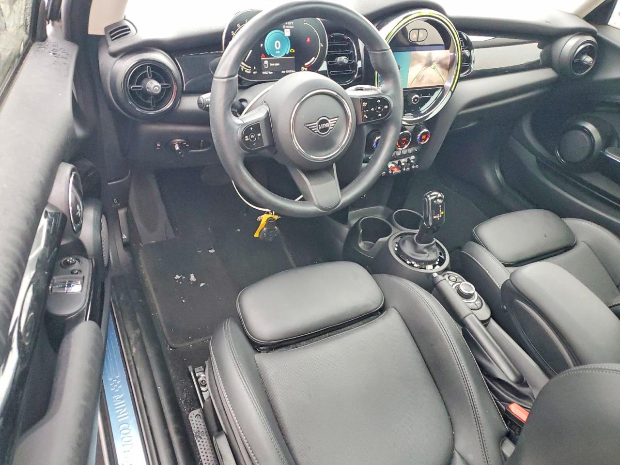 2022 MINI COOPER S photo 8