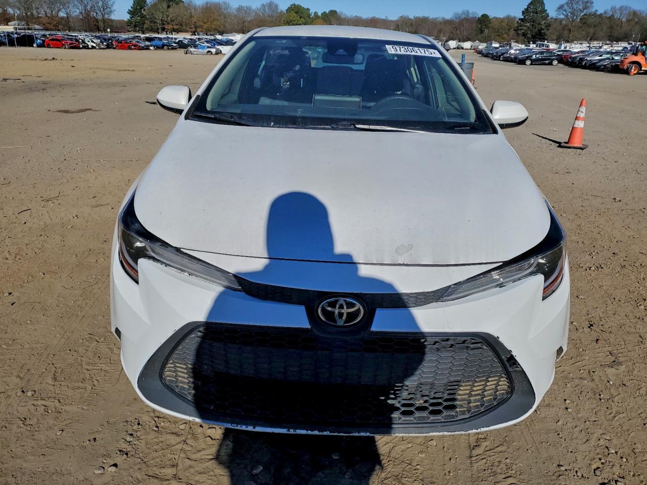 2021 TOYOTA COROLLA LE photo 5