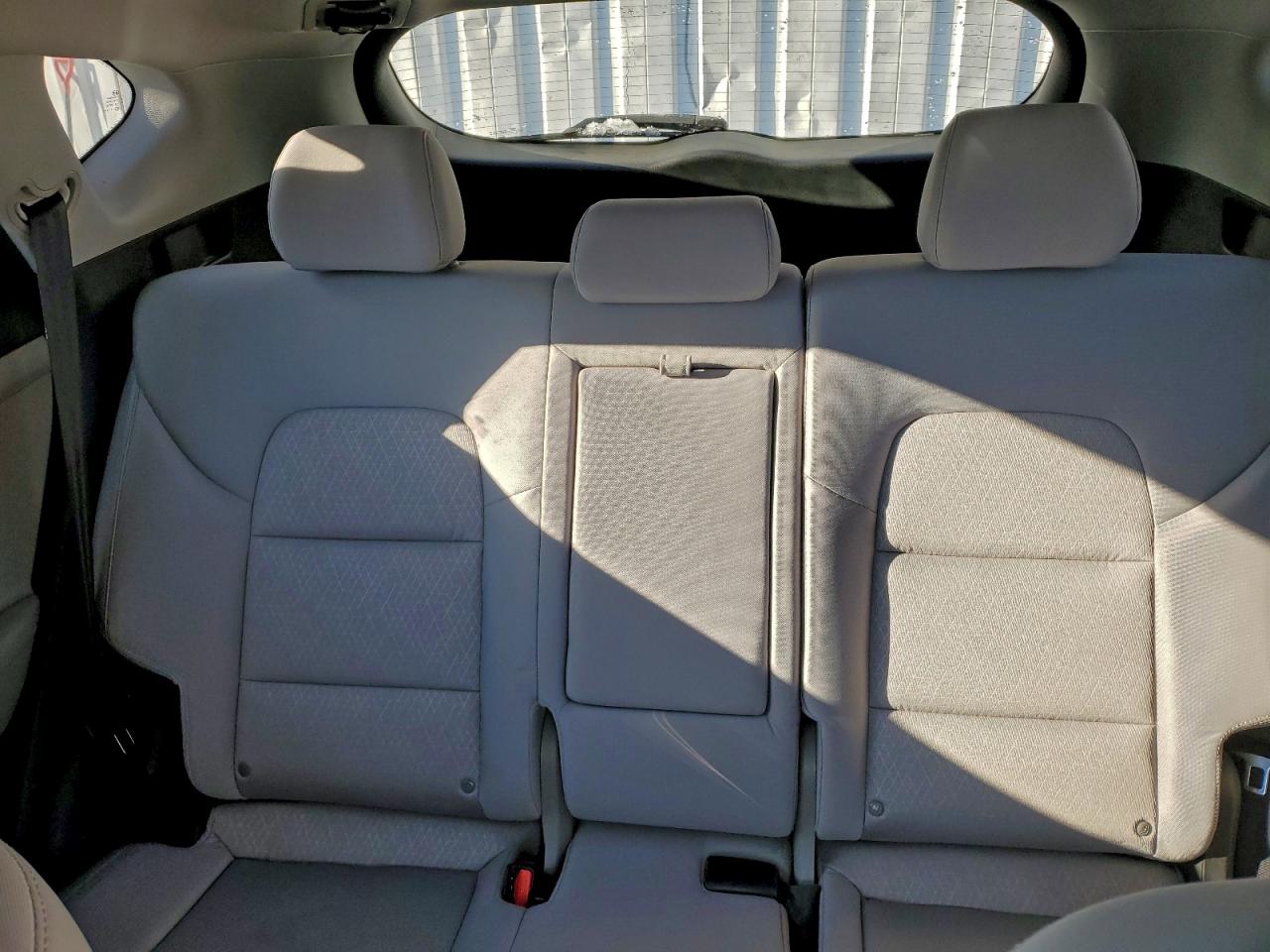 2018 HYUNDAI TUCSON SE photo 19