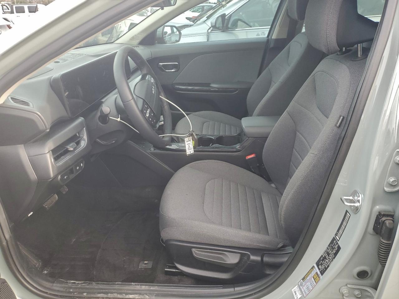 2025 KIA K4 EX photo 7