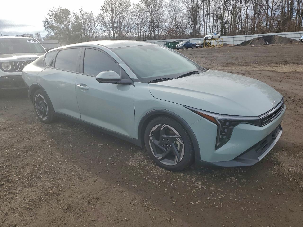 2025 KIA K4 EX photo 4