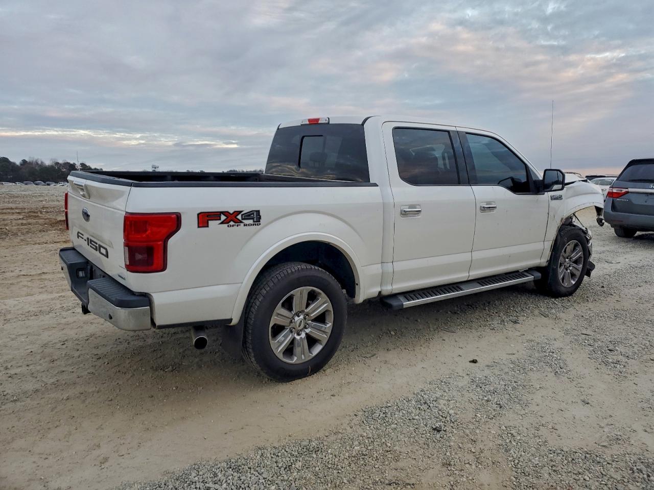 2018 FORD F150 SUPERCREW photo 3