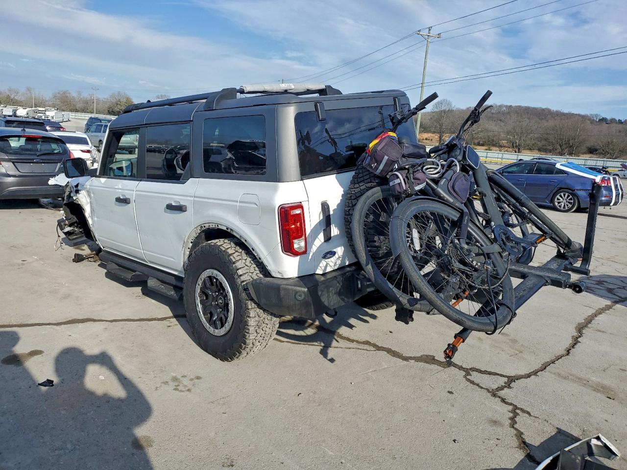 2022 FORD BRONCO BASE photo 2