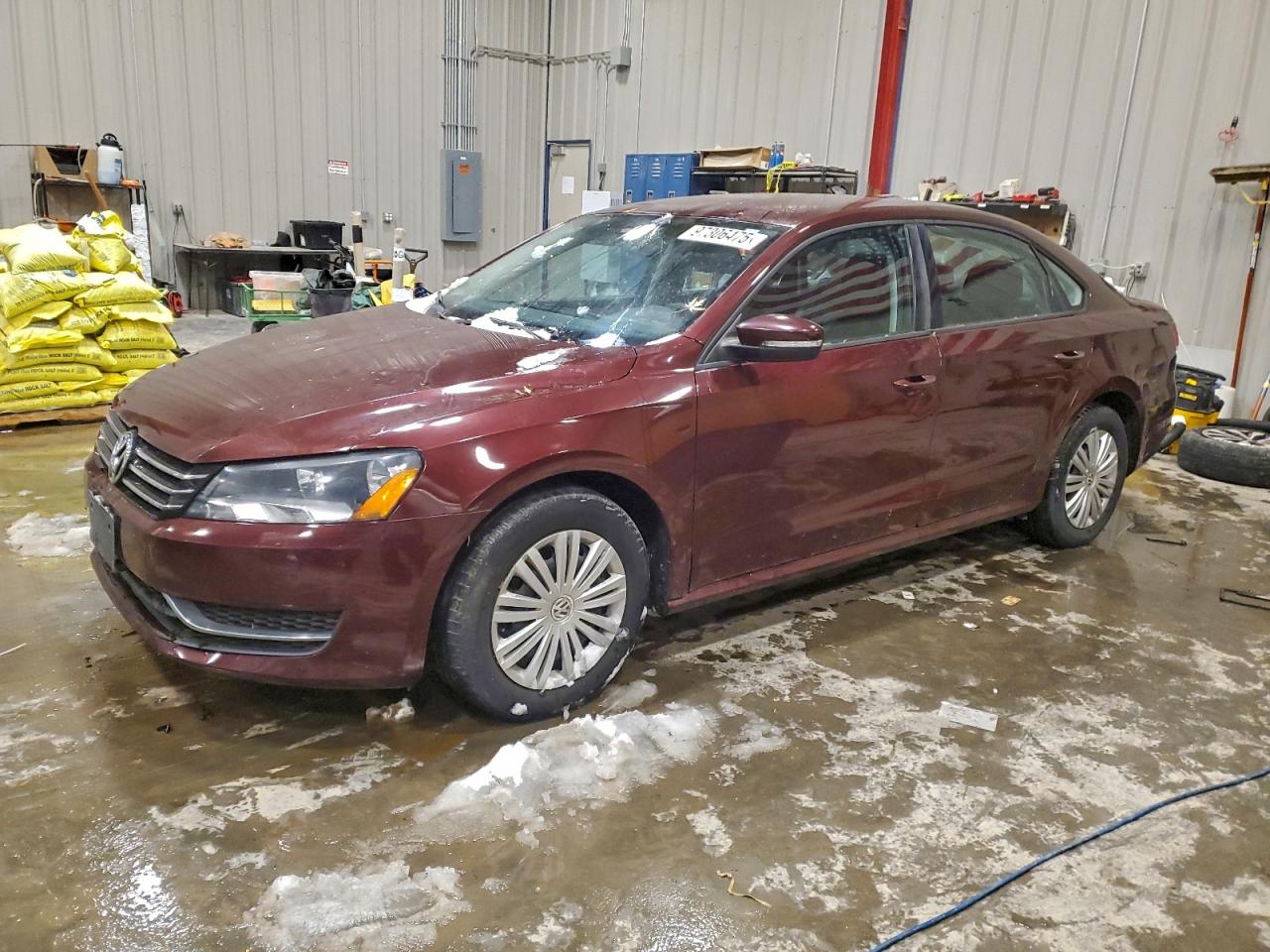 2014 VOLKSWAGEN PASSAT
