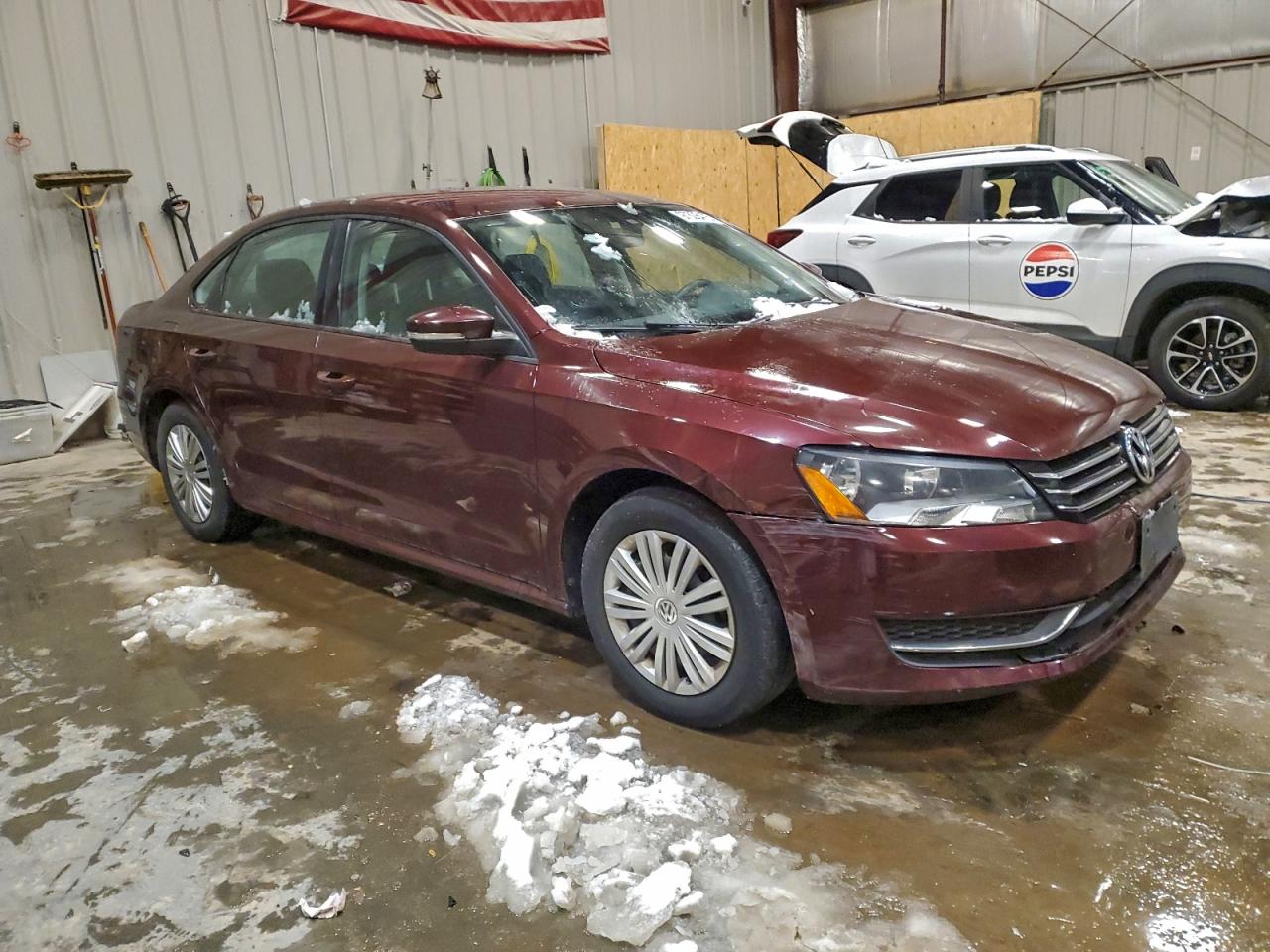 2014 VOLKSWAGEN PASSAT S photo 4