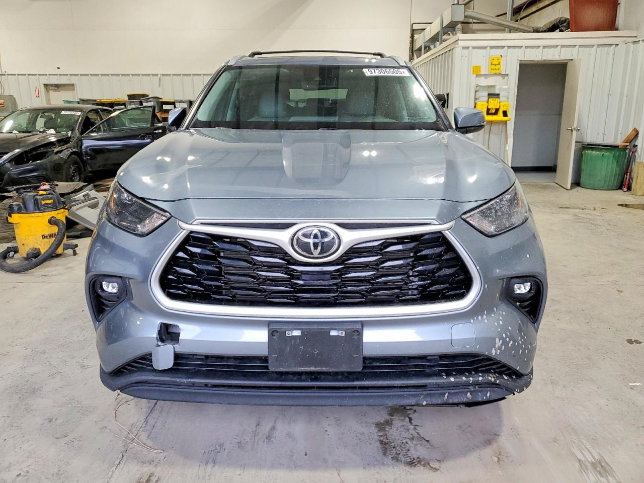 2023 TOYOTA HIGHLANDER L photo 5