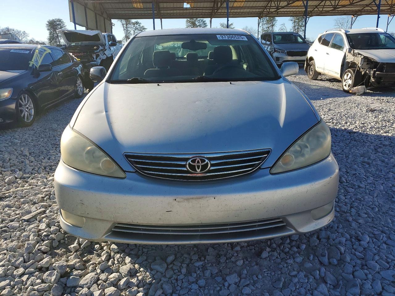 2005 TOYOTA CAMRY LE photo 5