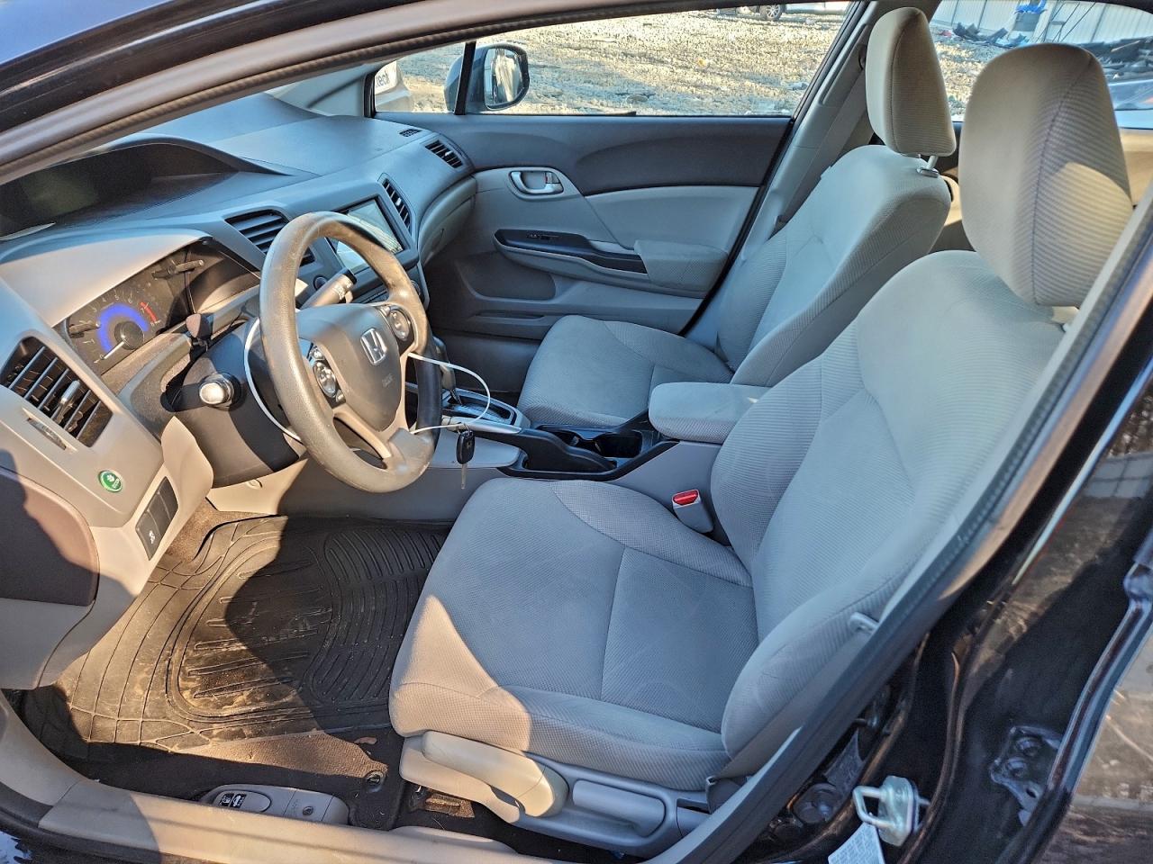 2012 HONDA CIVIC LX photo 7