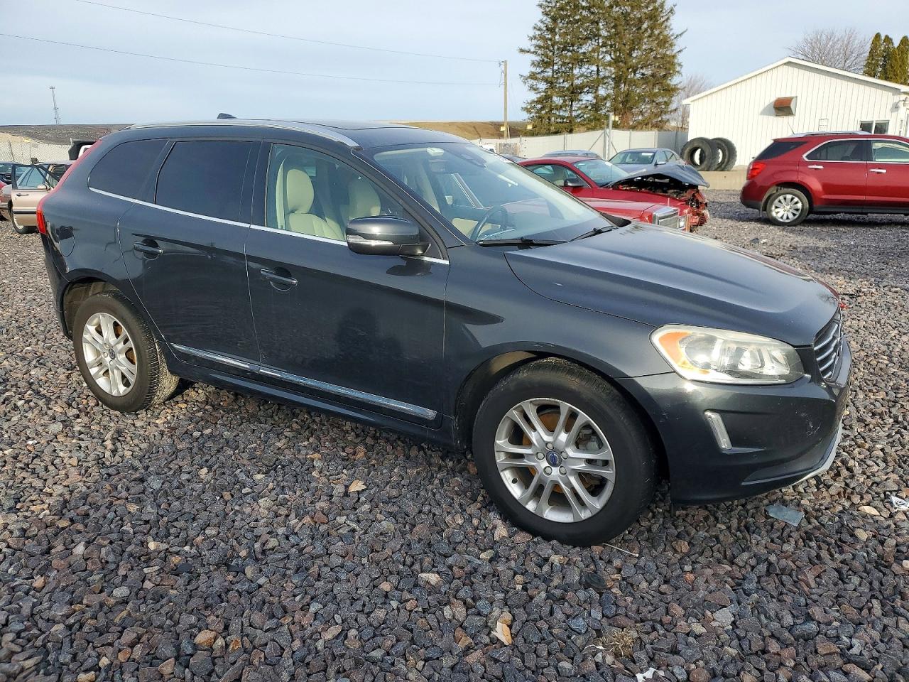 2016 VOLVO XC60 T5 PREMIER photo 4