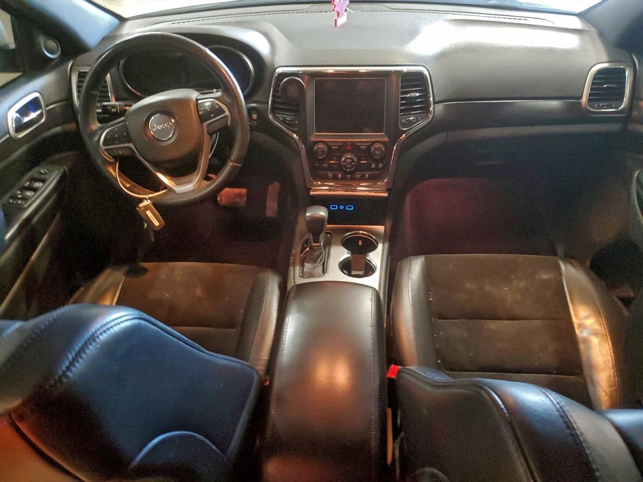 2018 JEEP GRAND CHEROKEE LAREDO photo 22