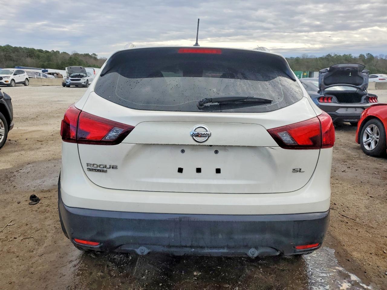 2019 NISSAN ROGUE SPORT S photo 11