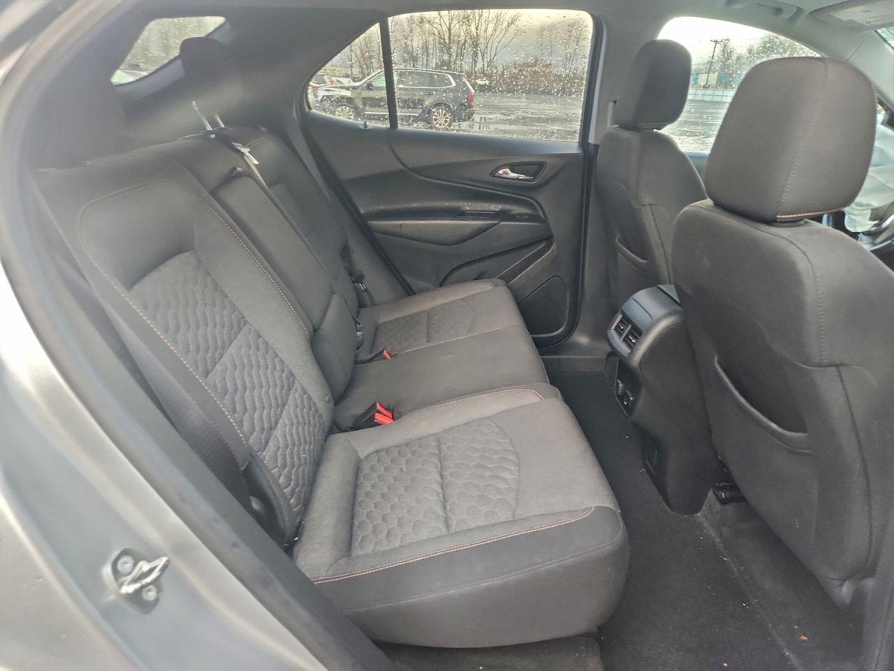 2018 CHEVROLET EQUINOX LT photo 11