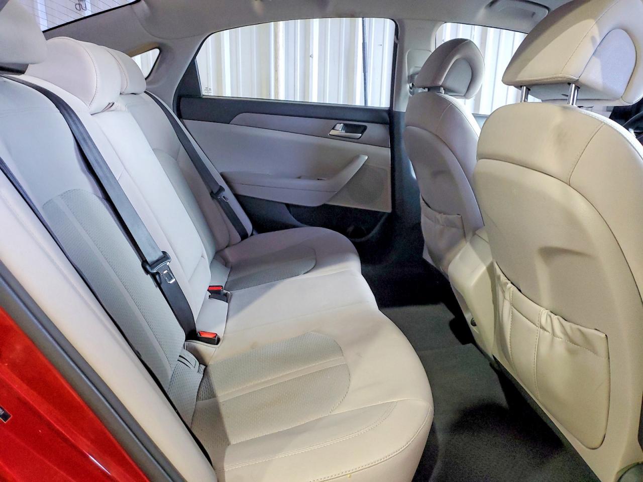 2015 HYUNDAI SONATA SE photo 19