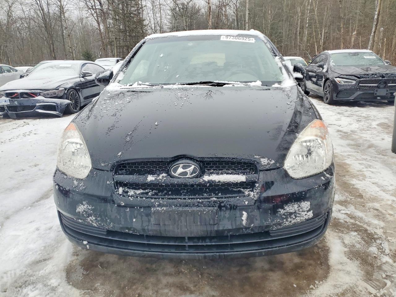 2011 HYUNDAI ACCENT SE photo 5
