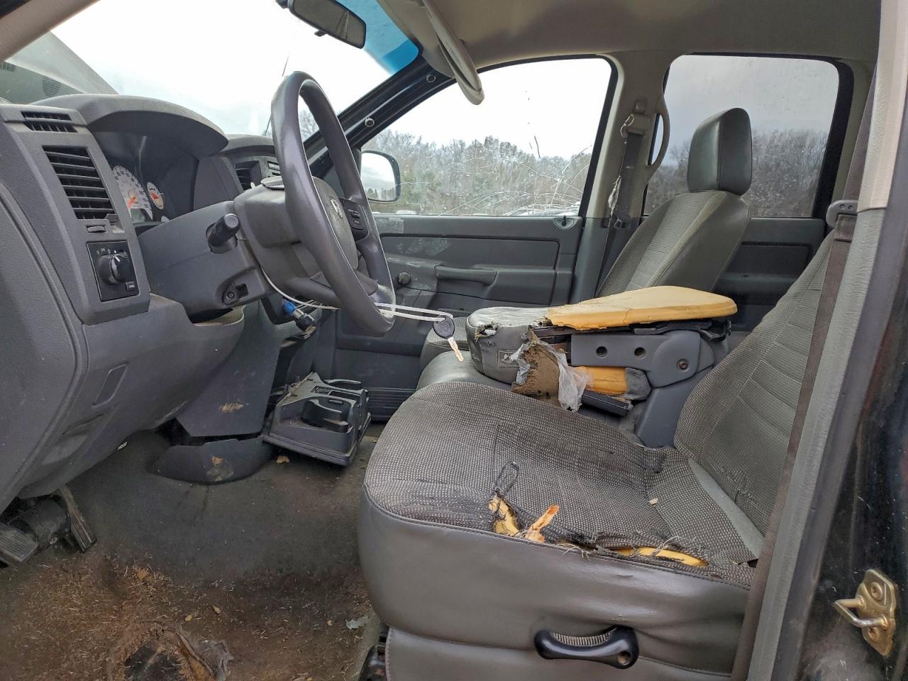2006 DODGE RAM 1500 ST photo 7