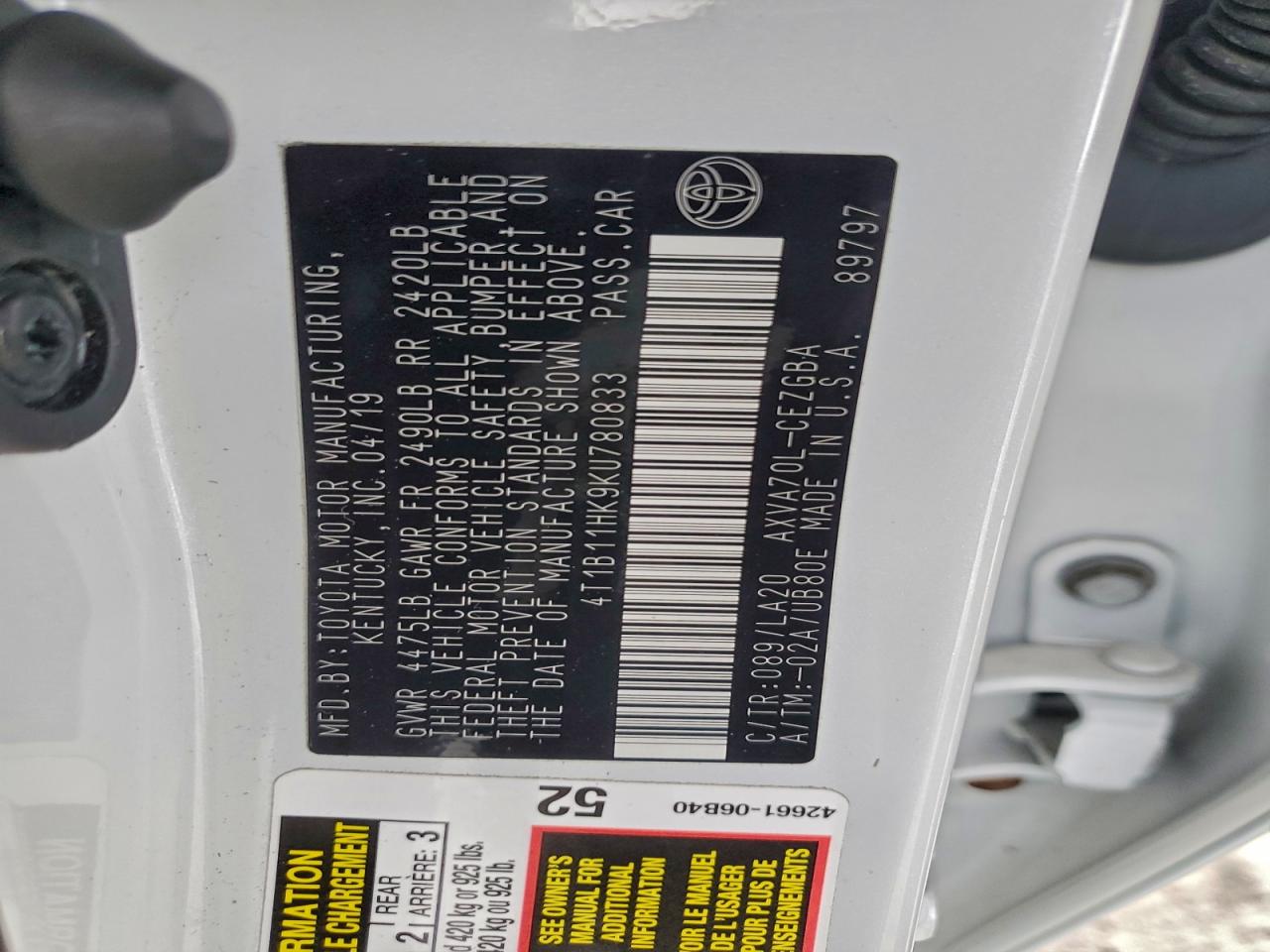 2019 TOYOTA CAMRY L photo 25