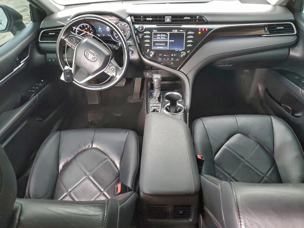 2019 TOYOTA CAMRY L photo 15