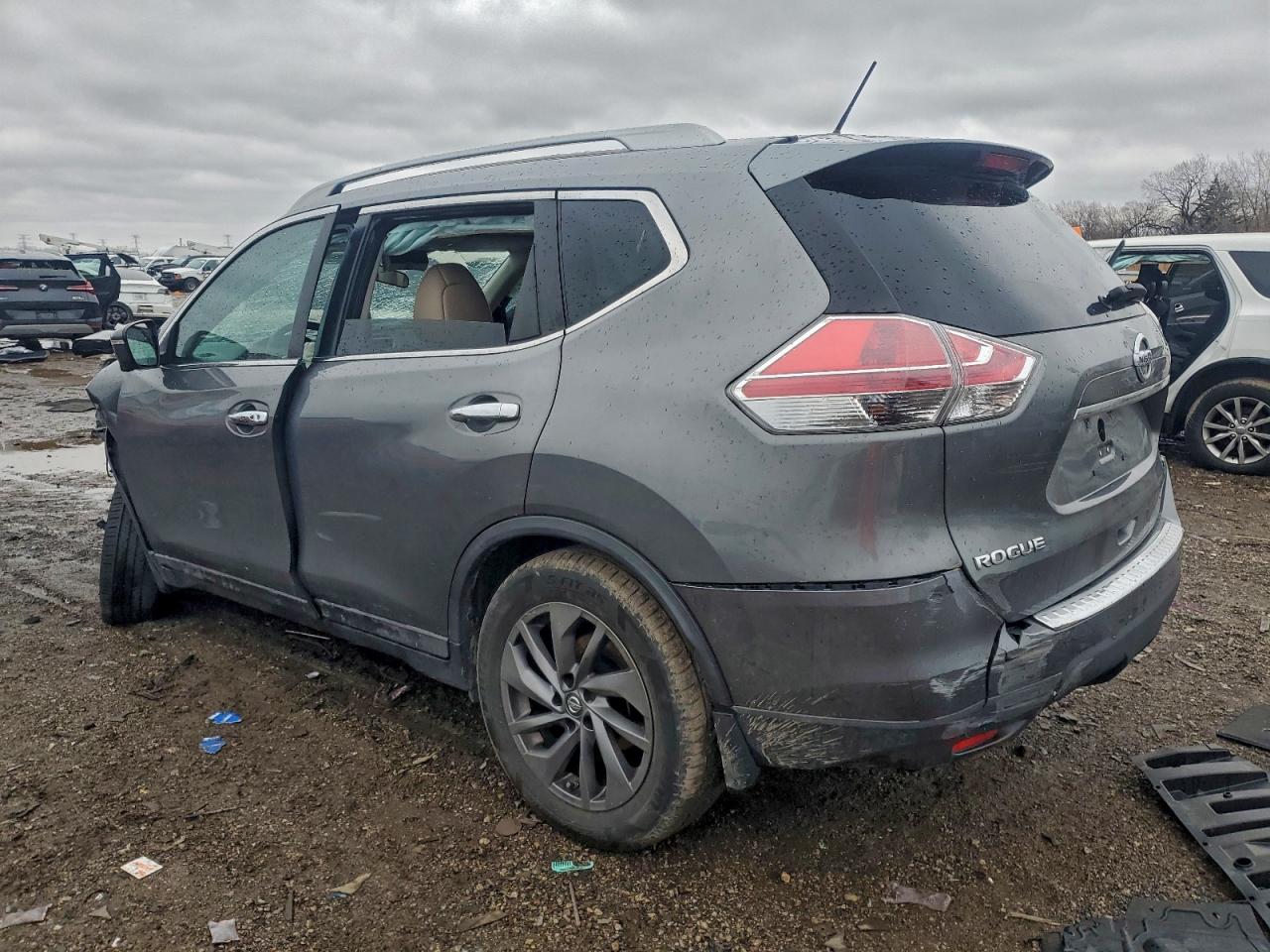 2016 NISSAN ROGUE SL photo 3